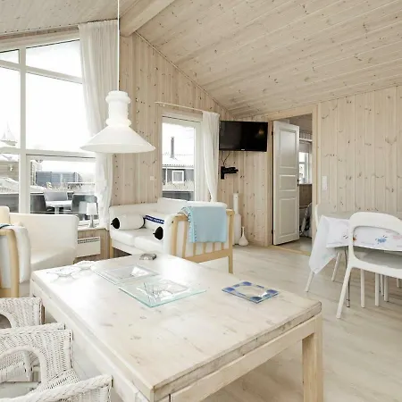 6 Person Holiday In S By